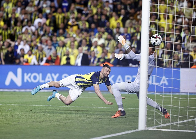 而且在半决 而且在半决